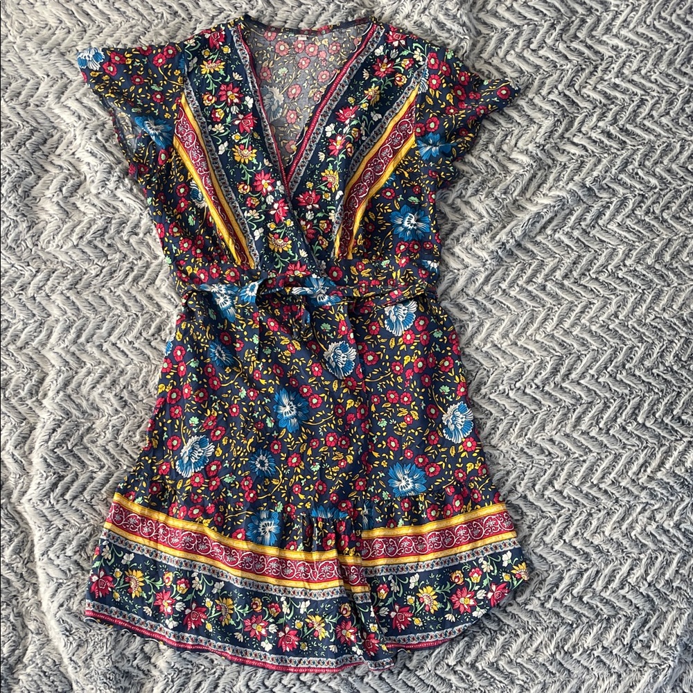 Bohemian Floral Wrap Dress with Short Sleeves
